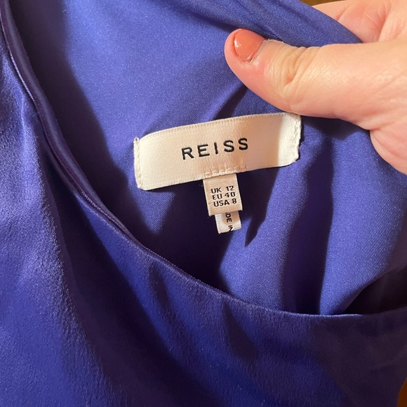 Reiss Flora Off-The-Shoulder Satin Midi Dress in Purple - Picture 6 of 12